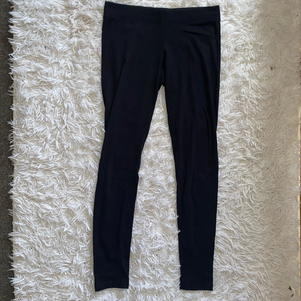 Black leggings!